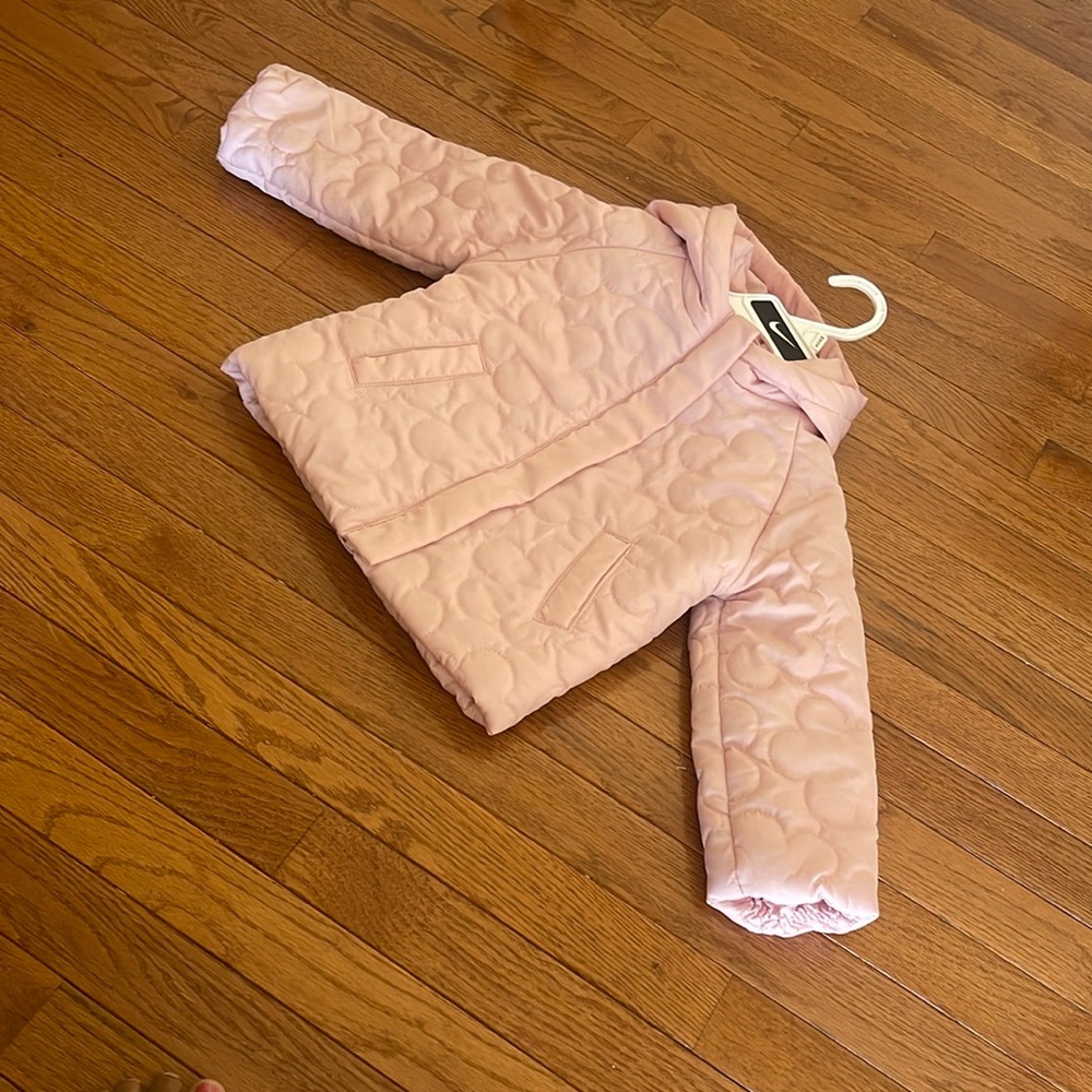 Brand: Maya Ray Pink Baby Girl Jacket 
size: 24 months
Never before worn .